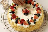 Как украсить торт фруктами: советы и рекомендации по украшению домашней выпечки Карвинг из ягод