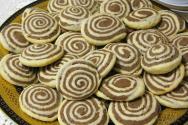 Kurabiye kurabiyeleri - evde yapmak için basit bir tarif