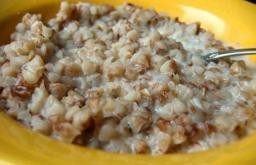 Porridge di grano saraceno con verdure Preparare il porridge di grano saraceno