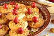 Delicious shortbread cookies: recipe with photos