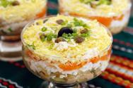 Jednostavne i ukusne salate od jetre bakalara: recepti sa fotografijama