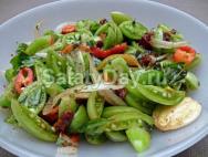 Skanių ir sveikų kopūstų salotų receptai