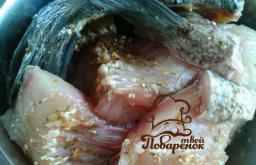 Lenok balığından yemekler Fırında lenok balığından yemekler