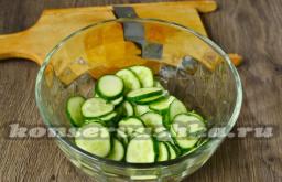 Nakladané uhorky v mikrovlnnej rúre Je možné variť uhorky v mikrovlnnej rúre