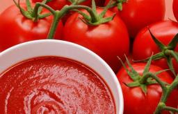 Talvise retsepti jaoks mõeldud tomatipasta ketšup